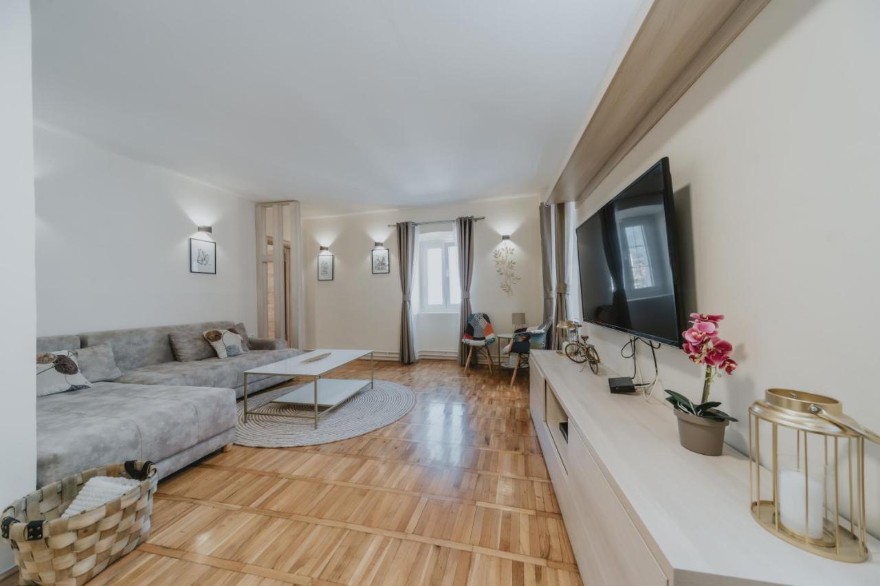 Regina Apartments Budva Exterior photo